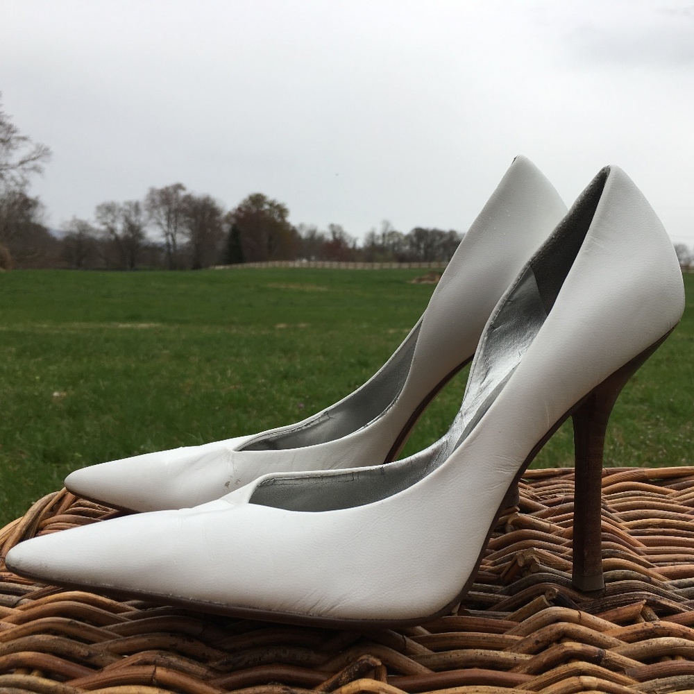 GUESS White Leather 4" Pointed High Heels